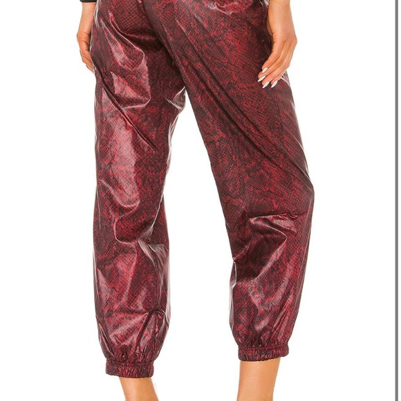 Nike red joggers - Picture 12 of 12